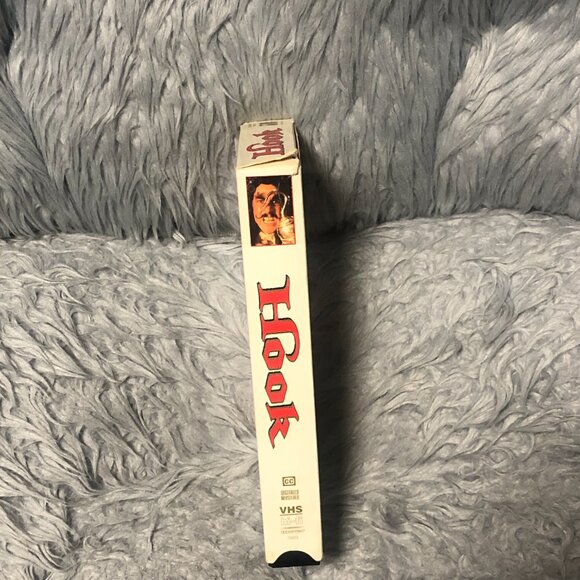 Hook VHS 1992 Dustin Hoffman Robin Williams - Picture 3 of 6